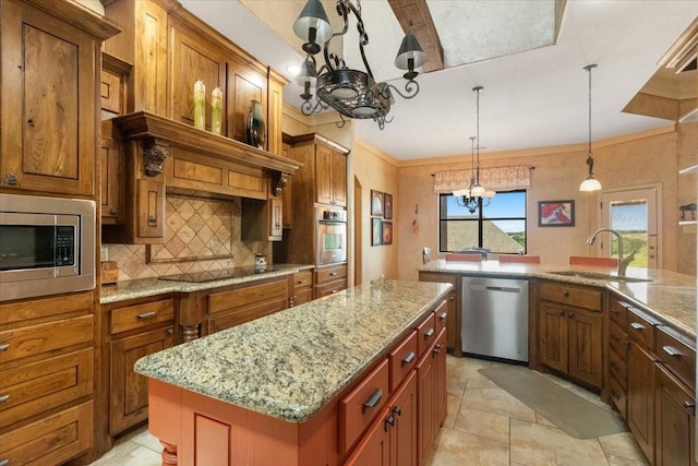 120 Trail Rdg, Weatherford, TX 76087 - kitchen featuring a chandelier, a sink, appliances with stainless steel finishes, a kitchen island, and decorative backsplash