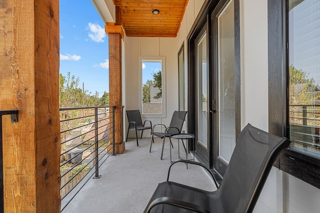 920 Muncie Ave, Dallas, TX 75212 - view of balcony