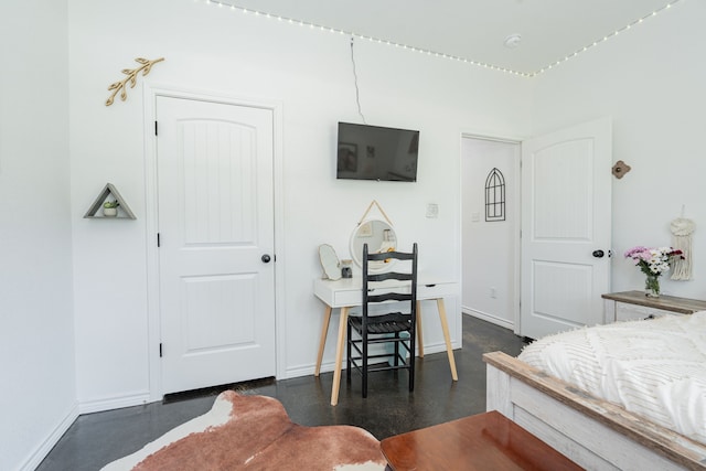 13530 Hiram Rd, Wills Point, TX 75169 - bedroom with baseboards