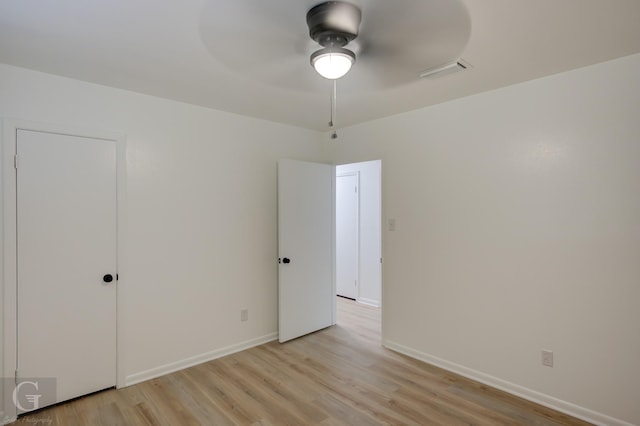 2031 Beth Ln, Shreveport, LA 71118 - empty room featuring a ceiling fan, light wood finished floors, and baseboards