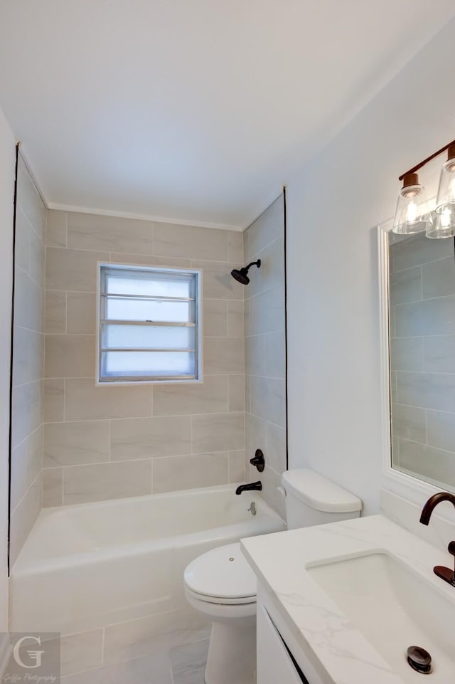 2031 Beth Ln, Shreveport, LA 71118 - bathroom with toilet, vanity, and bathing tub / shower combination
