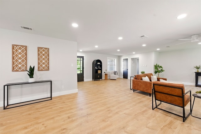 6713 Genoa Rd, Fort Worth, TX 76116 - living area with recessed lighting, light wood-style flooring, baseboards, and ceiling fan