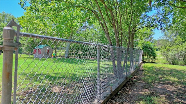 1106 Central Ave, Bowie, TX 76230 - view of yard