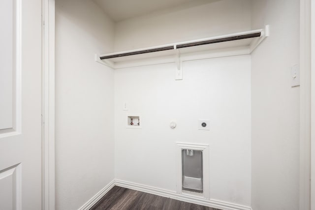 2829 Oakdale St, Dallas, TX 75215 - laundry room featuring hookup for a gas dryer, dark wood-style flooring, hookup for an electric dryer, hookup for a washing machine, and baseboards