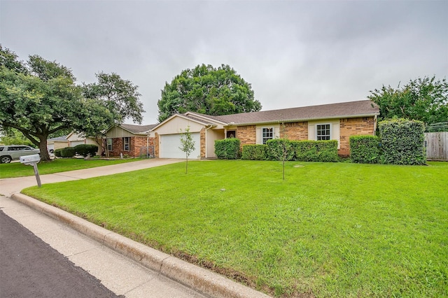 423 Parkview Dr, Burleson, TX 76028 - single story home with an attached garage, concrete driveway, and brick siding