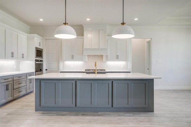 823 Wind River Pass, Azle, TX 76020 - kitchen with stainless steel appliances, light countertops, a center island with sink, white cabinetry, and crown molding