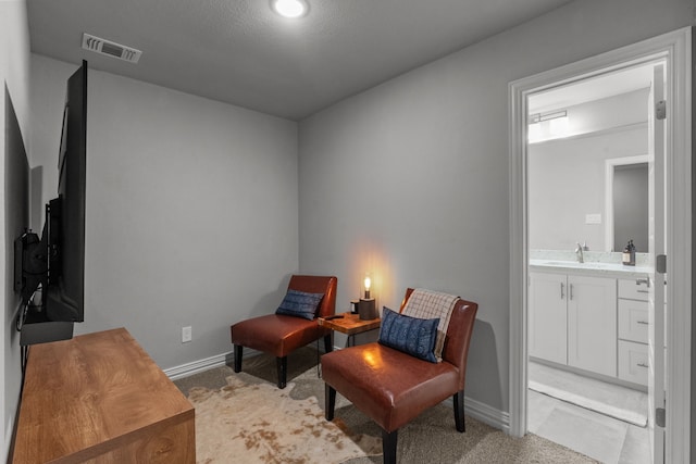 1617 Versailles Dr, Richardson, TX 75081 - sitting room featuring light carpet and baseboards