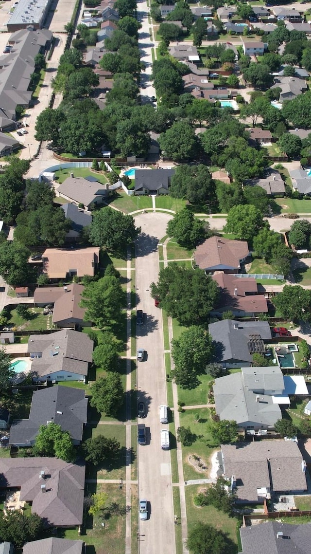 1617 Versailles Dr, Richardson, TX 75081 - aerial view of property and surrounding area featuring nearby suburban area