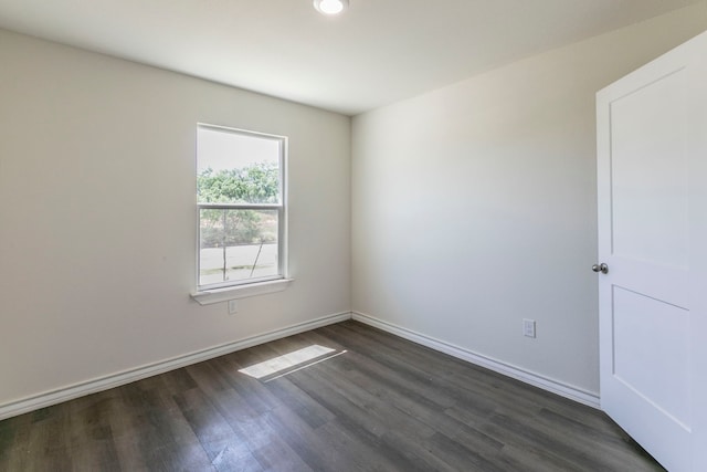 7717 Vineyard Dr, Abilene, TX 79606 - spare room with dark wood-style floors, baseboards, and recessed lighting