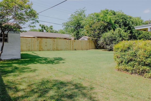 2712 Larkin Ave, Fort Worth, TX 76133 - view of yard