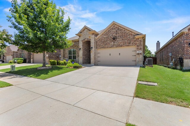 2508 Pioneer Dr, Denton, TX 76210 - view of yard with a patio and ceiling fan