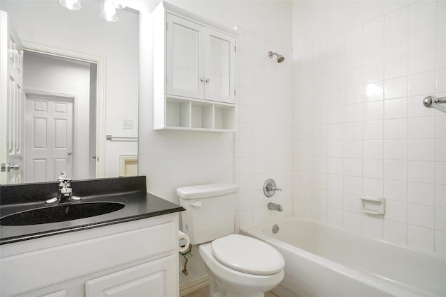 8393 Davis Dr, Frisco, TX 75036 - full bath featuring vanity, toilet, and shower / bath combination