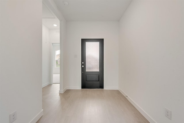 1802 Golden Sq, Cedar Hill, TX 75116 - entrance foyer featuring light wood finished floors and baseboards