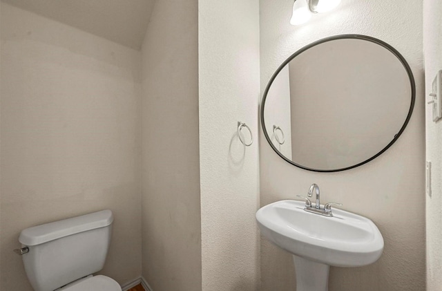 405 Cypress Hill Dr, Mckinney, TX 75071 - half bath featuring toilet and a sink