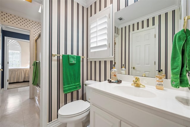 226 Northline Rd, Teague, TX 75860 - ensuite bathroom with wallpapered walls, ornamental molding, a shower with shower door, vanity, and toilet
