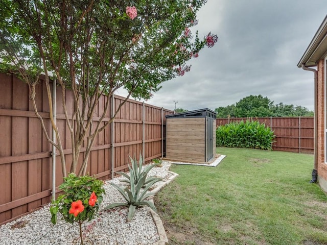1676 Castle Pines Dr, Frisco, TX 75036 - view of yard