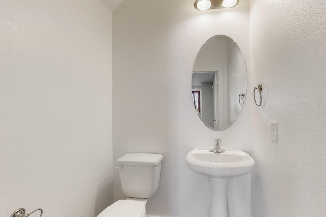 1812 Summer Aura, Mesquite, TX 75181 - half bathroom with toilet
