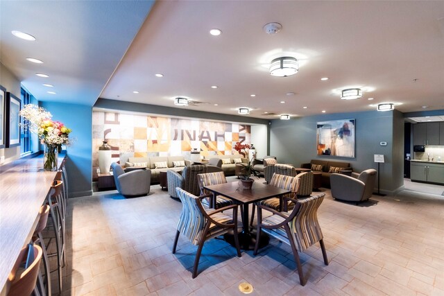 330 Las Colinas Blvd E Unit 920, Irving, TX 75039 - dining room featuring recessed lighting