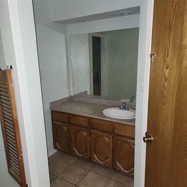 4515 Indian Oaks Trl, Arlington, TX 76017 - bathroom featuring tile patterned floors and vanity