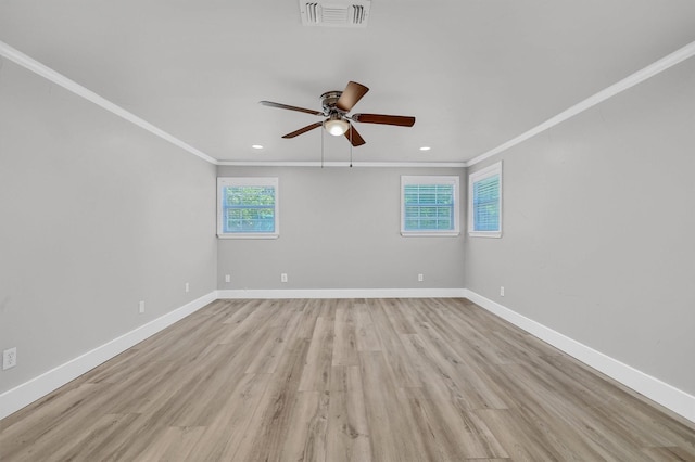 1229 Kiowa Dr E, Lake Kiowa, TX 76240 - spare room with crown molding, a ceiling fan, baseboards, light wood-type flooring, and recessed lighting