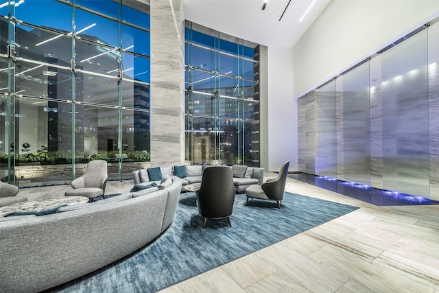 3130 N Harwood St Unit 1804, Dallas, TX 75201 - lobby with a high ceiling