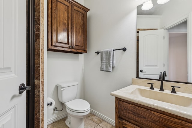 3076 W Alamosa Dr, Terrell, TX 75160 - bathroom featuring vanity, toilet, and baseboards