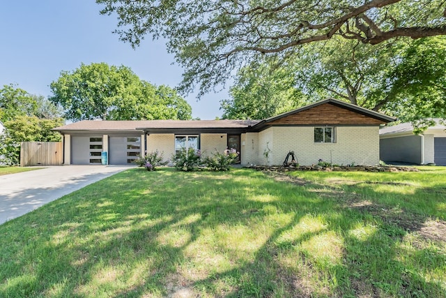 6812 Cumberland Rd, Fort Worth, TX 76116 - view of front of property featuring driveway, a garage, and brick siding
