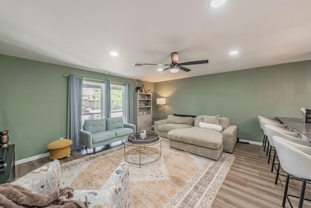 6812 Cumberland Rd, Fort Worth, TX 76116 - living room with a ceiling fan, light wood-style flooring, baseboards, and recessed lighting