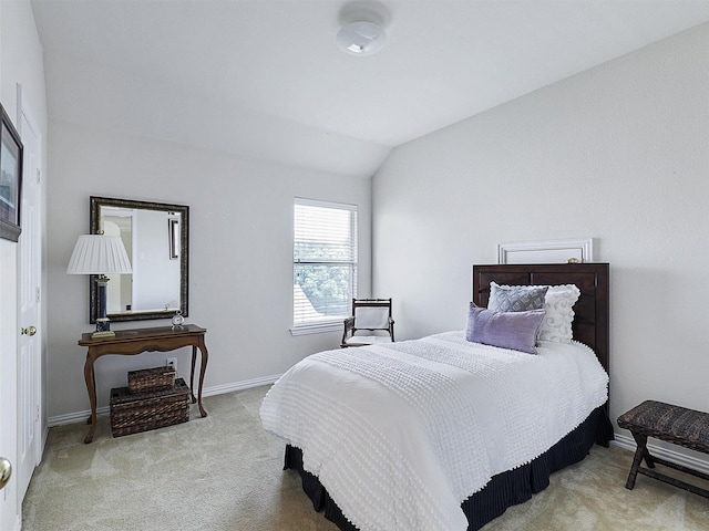 2937 Oakland Hills Dr, Plano, TX 75025 - carpeted bedroom featuring lofted ceiling and baseboards