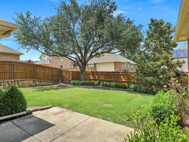 2937 Oakland Hills Dr, Plano, TX 75025 - fenced backyard featuring a patio