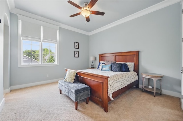 3770 W 5th St, Fort Worth, TX 76107 - bedroom featuring light carpet, crown molding, baseboards, and ceiling fan