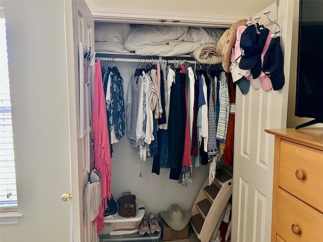 201 Park Rd, Nocona, TX 76255 - view of closet