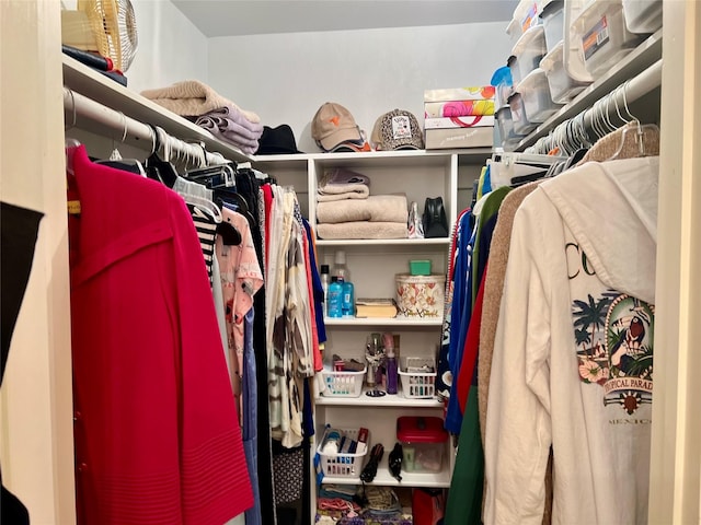 201 Park Rd, Nocona, TX 76255 - view of spacious closet