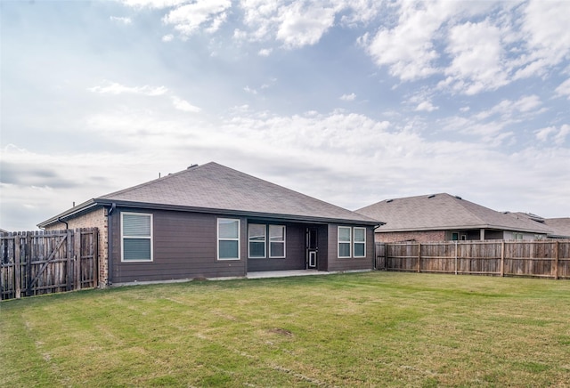 1302 Lowhill Dr, Royse City, TX 75189 - back of property with a patio area