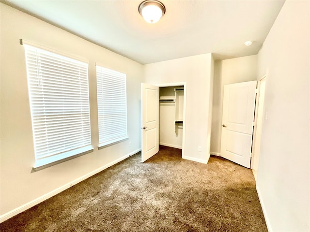 2518 Lavender Ln, Glenn Heights, TX 75154 - unfurnished bedroom featuring carpet floors, baseboards, and a closet