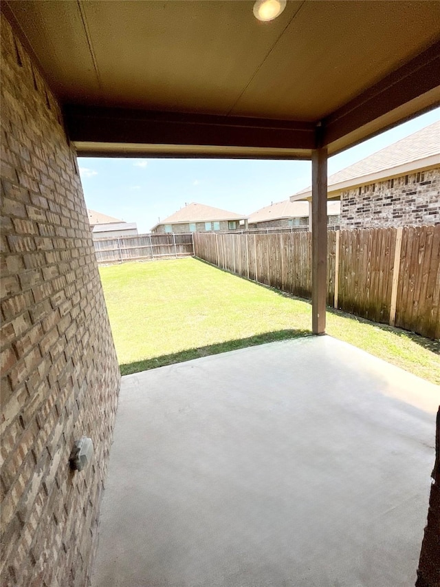 2518 Lavender Ln, Glenn Heights, TX 75154 - view of patio