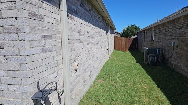 5833 Mirror Ridge Dr, Fort Worth, TX 76179 - view of yard featuring central AC unit
