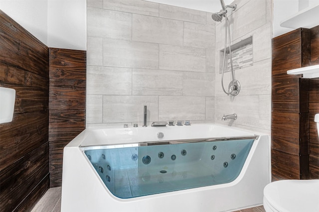 2735 Grafton Ave, Dallas, TX 75211 - bathroom with toilet and a combined bath / shower with jetted tub