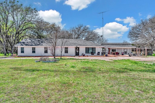 1835 Fort Graham Rd, Waco, TX 76705 - back of property featuring a yard