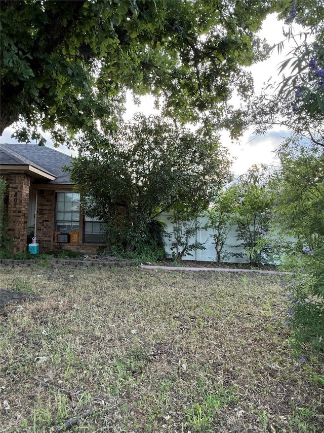 801 Micarta Dr, Mesquite, TX 75181 - view of yard