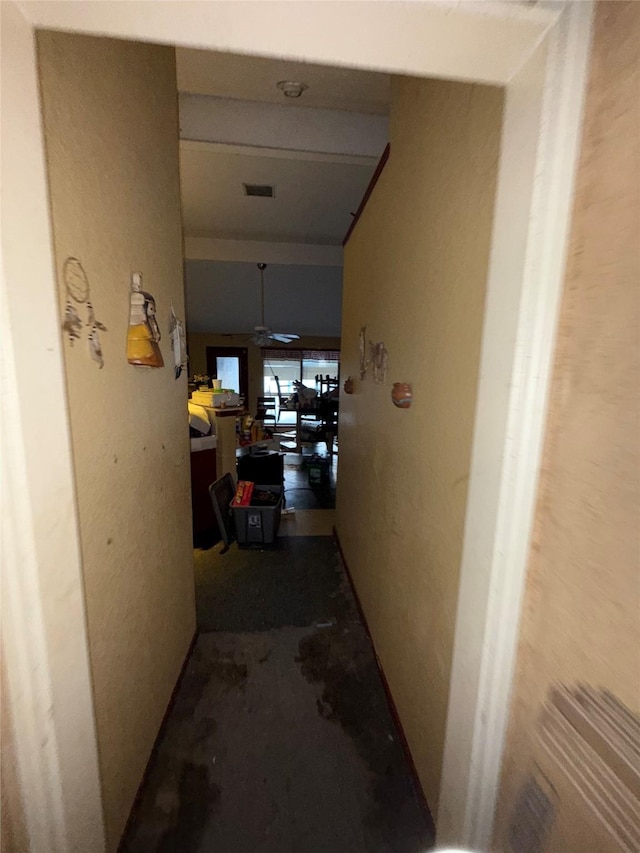 801 Micarta Dr, Mesquite, TX 75181 - view of corridor