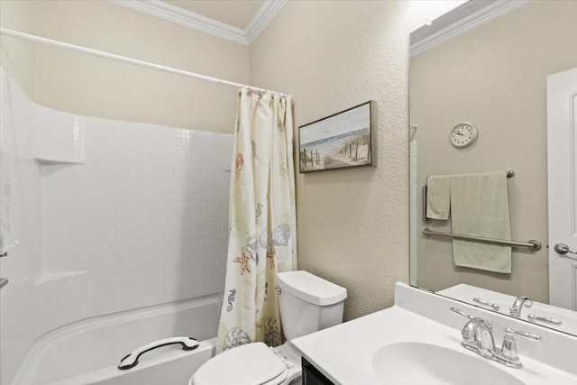 1407 Deer Hollow Dr, Arlington, TX 76002 - full bathroom featuring crown molding, vanity, toilet, shower / bath combo, and a textured wall