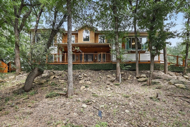 1520 Oakhurst Scenic Dr, Fort Worth, TX 76111 - rear view of house with a deck