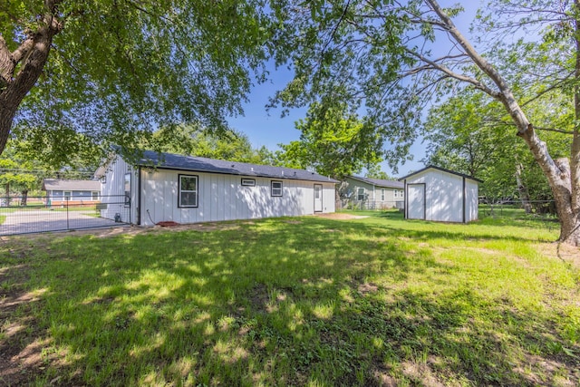 112 S Lakeview Dr, Lacy Lakeview, TX 76705 - view of yard