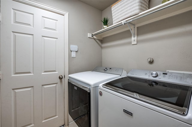 6312 Valley View Dr, Mckinney, TX 75071 - laundry area featuring separate washer and dryer