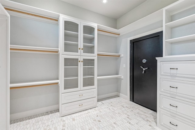 12877 Foutch Rd, Pilot Point, TX 76258 - view of spacious closet