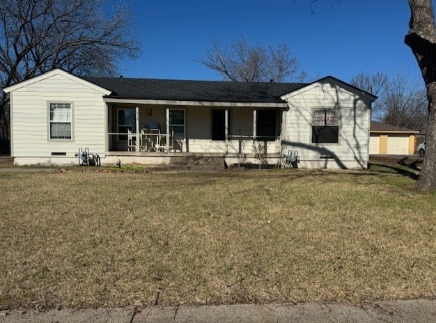 1517 Maple Dr, Garland, TX 75042 - single story home featuring covered porch, a front lawn, and crawl space