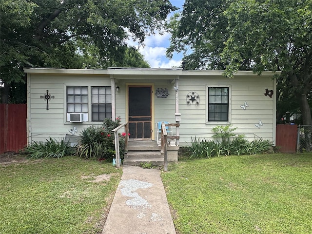 129 E Wanda Dr, Garland, TX 75040 - bungalow-style home featuring cooling unit