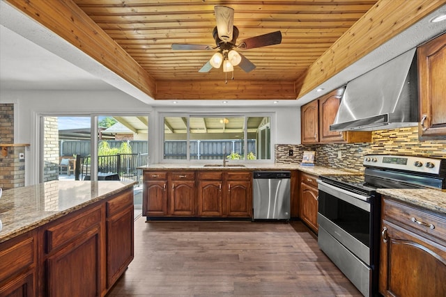 4208 Crestover Dr, Mesquite, TX 75150 - kitchen featuring appliances with stainless steel finishes, wooden ceiling, dark wood-type flooring, decorative backsplash, and a ceiling fan