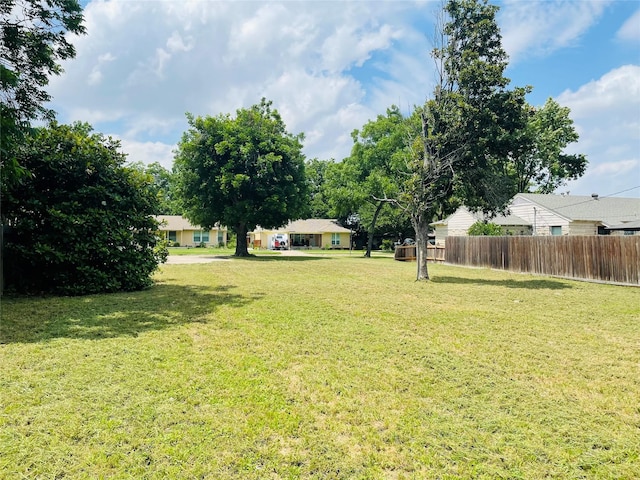 1416 Williams Dr, Garland, TX 75042